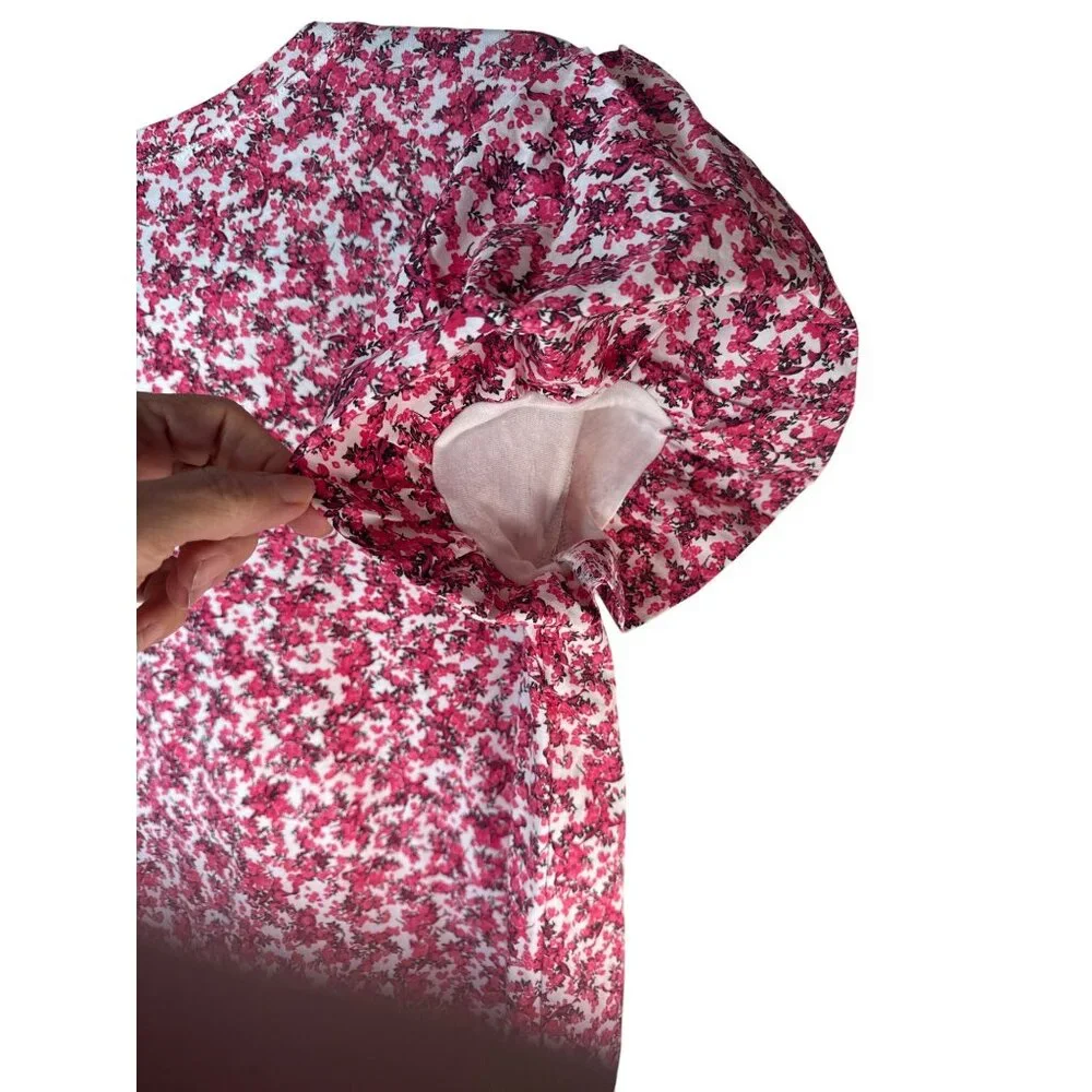 2/$30 ZARA Medium Floral Print Top With Puff Sleeves